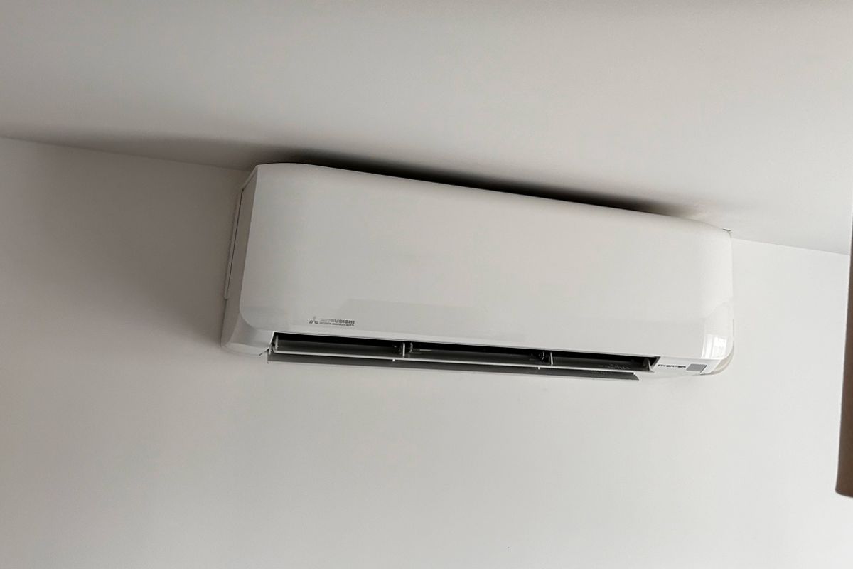 Mounted AC