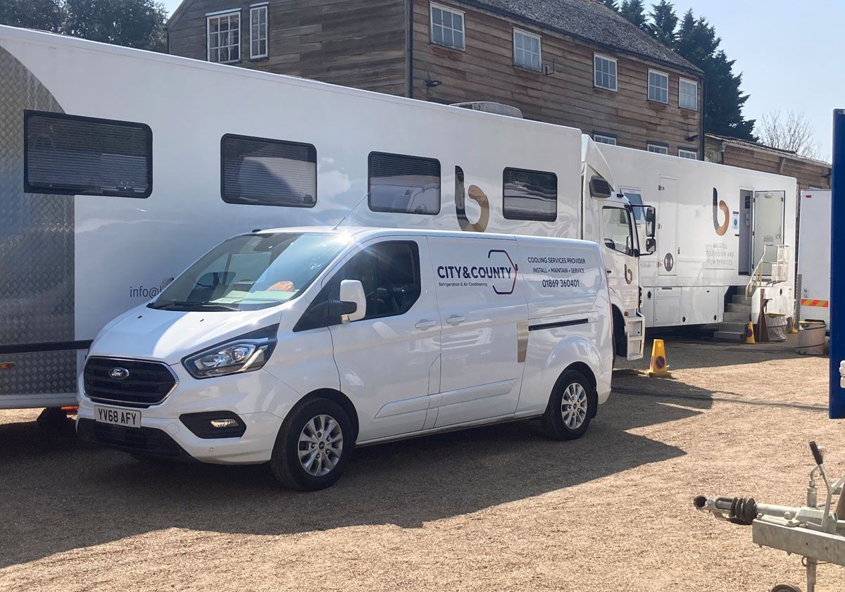 Man servicing aircon