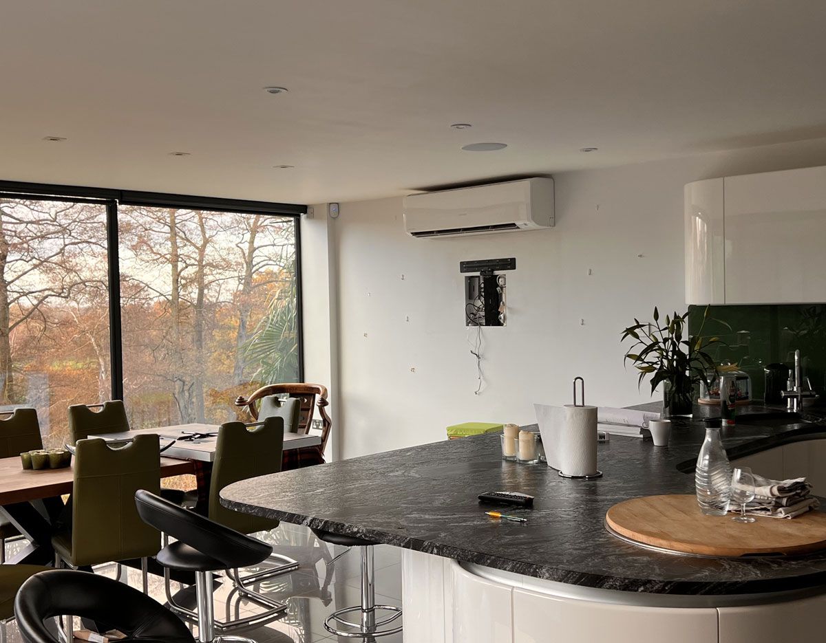 Man servicing aircon